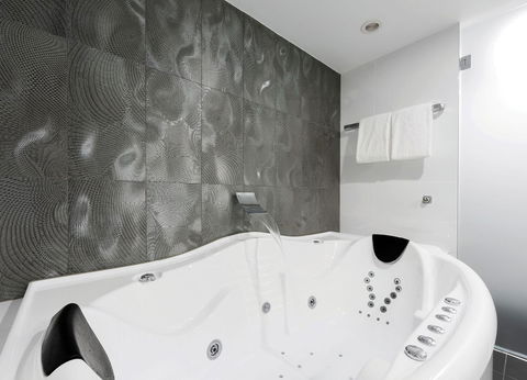 Avenue Hotel Canberra - Accommodation Directory 4