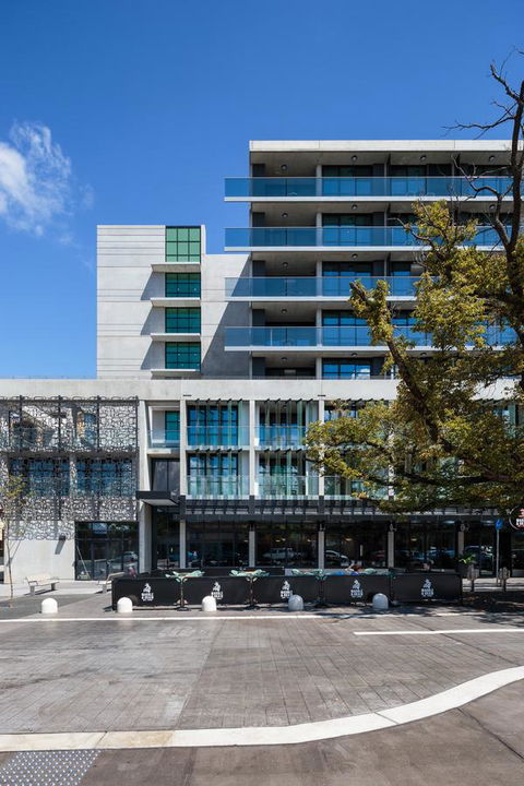Avenue Hotel Canberra - Accommodation Directory 24