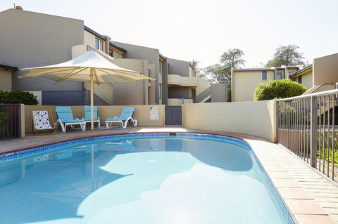 Manuka Park Serviced Apartments - Accommodation Directory 34