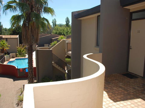 Manuka Park Serviced Apartments - Accommodation Directory 15