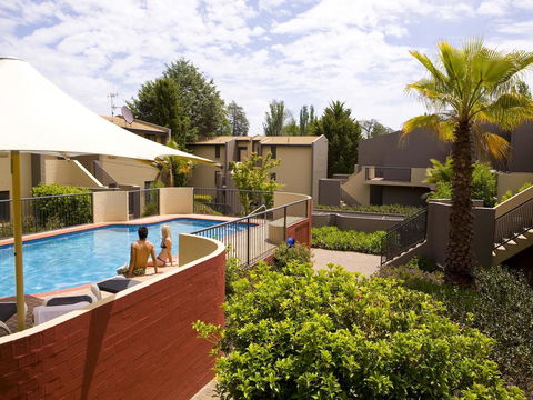 Manuka Park Serviced Apartments - Accommodation Directory 12