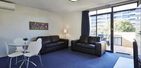 Manuka Park Serviced Apartments - Accommodation Directory 35