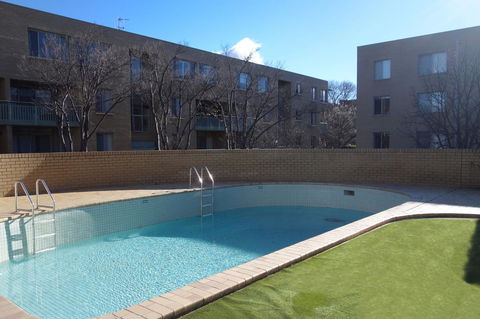 Kingston Comfy Apartment - Accommodation Directory 10