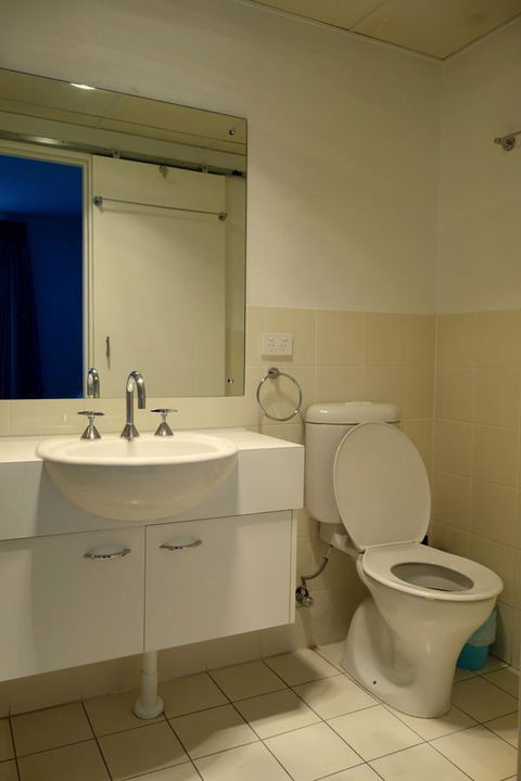 Kingston Comfy Apartment - Accommodation Directory 6