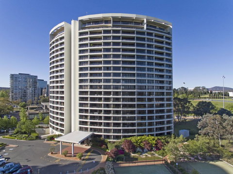 BreakFree Capital Tower Apartments - Accommodation Directory 8