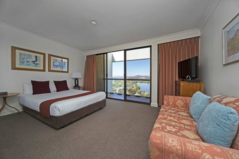 BreakFree Capital Tower Apartments - Accommodation Directory 34