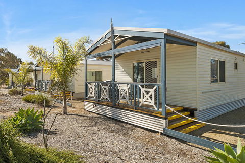 Port Broughton Tourist Park - Accommodation Directory 16