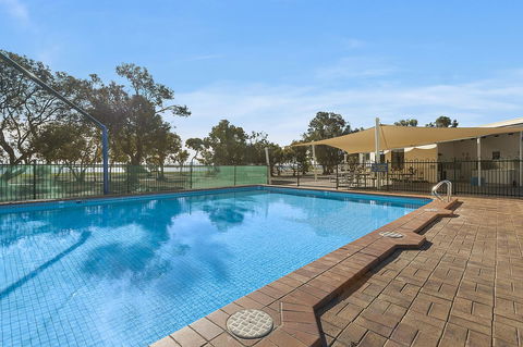 Port Broughton Tourist Park - Accommodation Directory 2