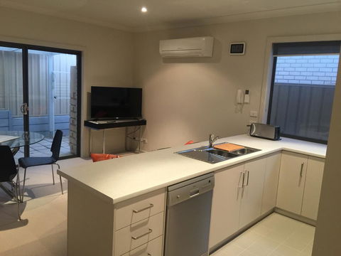 Villas On The Bay Kingscote - Accommodation Directory 8