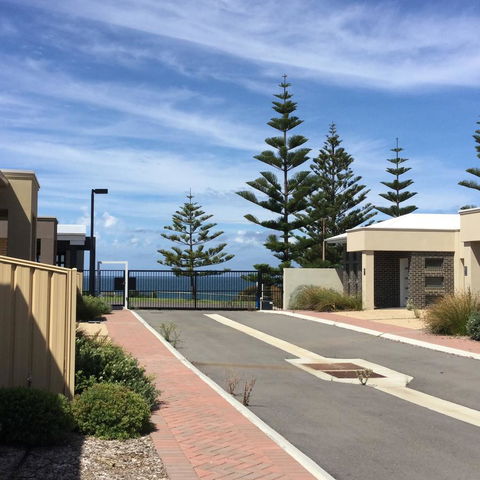 Villas On The Bay Kingscote - Accommodation Directory 4