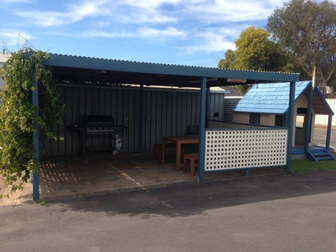 Sail & Anchor - Accommodation Directory 7