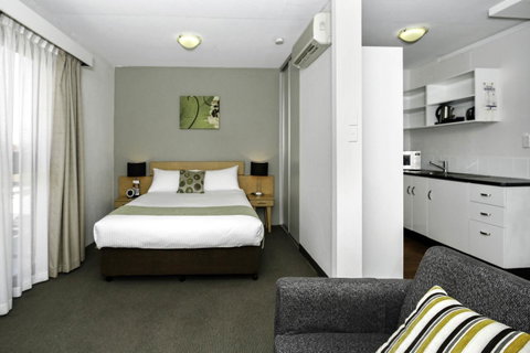 BreakFree Adelaide - Accommodation Directory 2