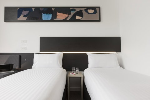 Ibis Adelaide - Accommodation Directory 5