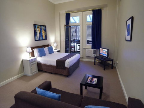 Mansions On Pulteney - Accommodation Directory 1