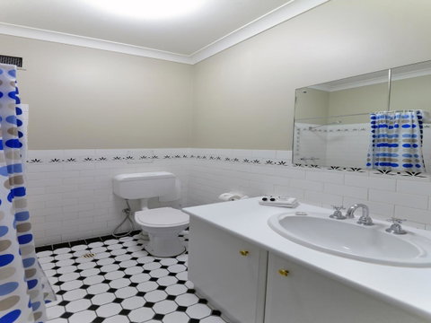 Mansions On Pulteney - Accommodation Directory 7