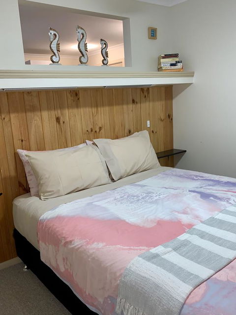 Inna Nutshell - Accommodation Directory 7