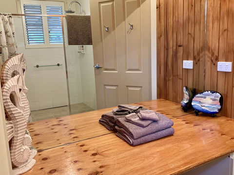 Inna Nutshell - Accommodation Directory 11