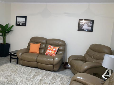 Inna Nutshell - Accommodation Directory 5