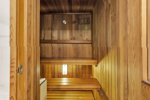 Stamford Plaza Adelaide - Accommodation Directory 38