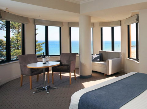 Stamford Grand Adelaide - Accommodation Directory 5