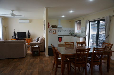 Kohinoor Getaway - Accommodation Directory 1