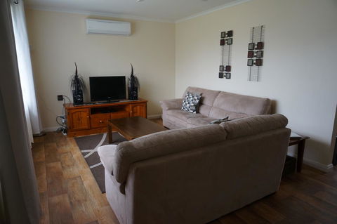 Kohinoor Getaway - Accommodation Directory 3