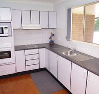 Bellhaven 1 17 Willow Street - Accommodation Directory