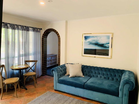 The Manor Basket Range - Accommodation Directory 12