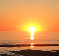 Adelaide - Semaphore Beach Front - Accommodation Directory