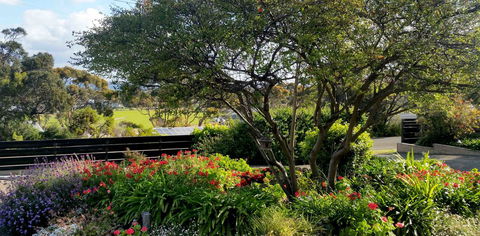Admirals Inn - Accommodation Directory 8