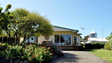 Admirals Inn - Accommodation Directory 3