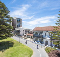 Seawall Apartments - Accommodation Directory