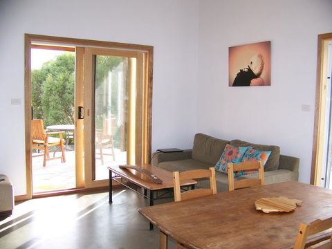 Mallee Bark Retreat - Accommodation Directory 9