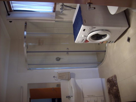 Jacko's Holiday Cabins - Accommodation Directory 4