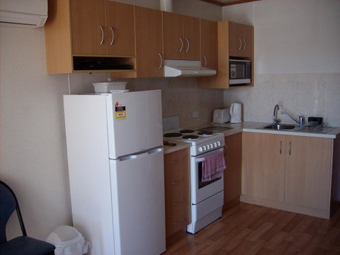 Jacko's Holiday Cabins - Accommodation Directory 1