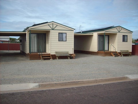 Jacko's Holiday Cabins - Accommodation Directory 7