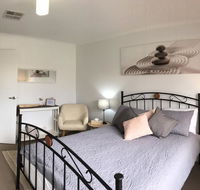 Windsor Gardens Home - Accommodation Directory