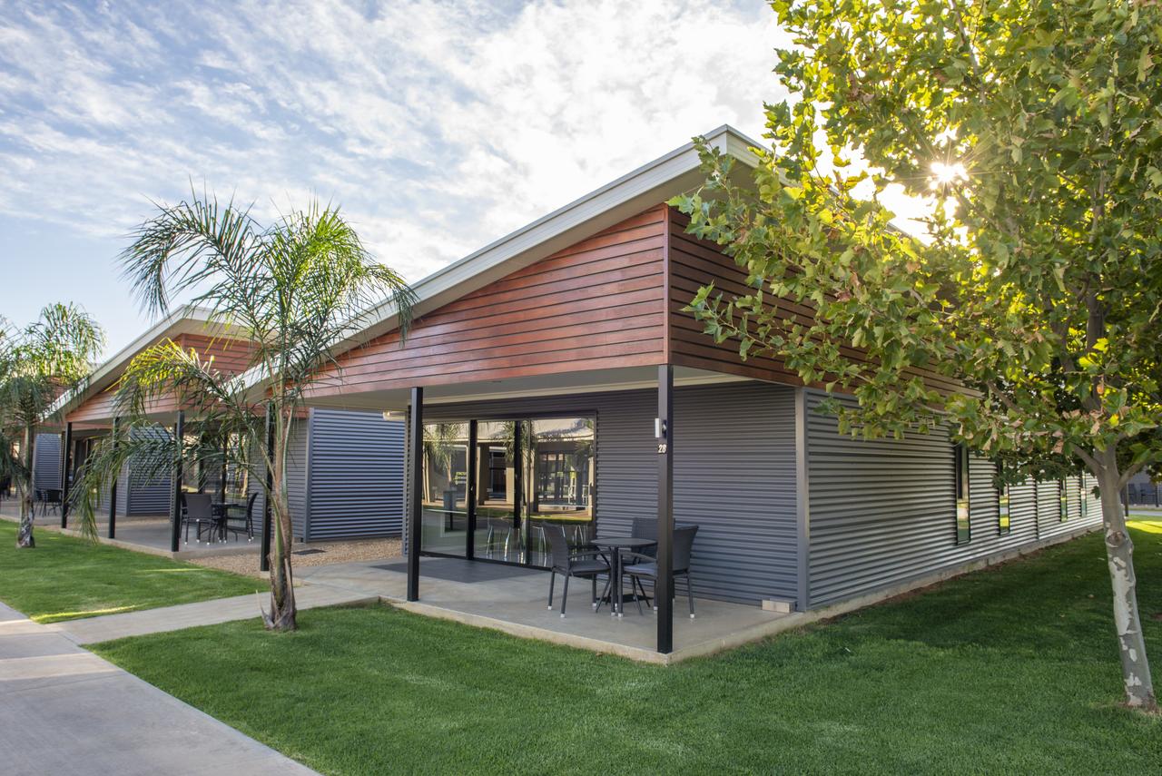 Paringa SA Accommodation Directory