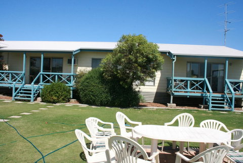 Marion Bay Holiday Villas - Accommodation Directory 6
