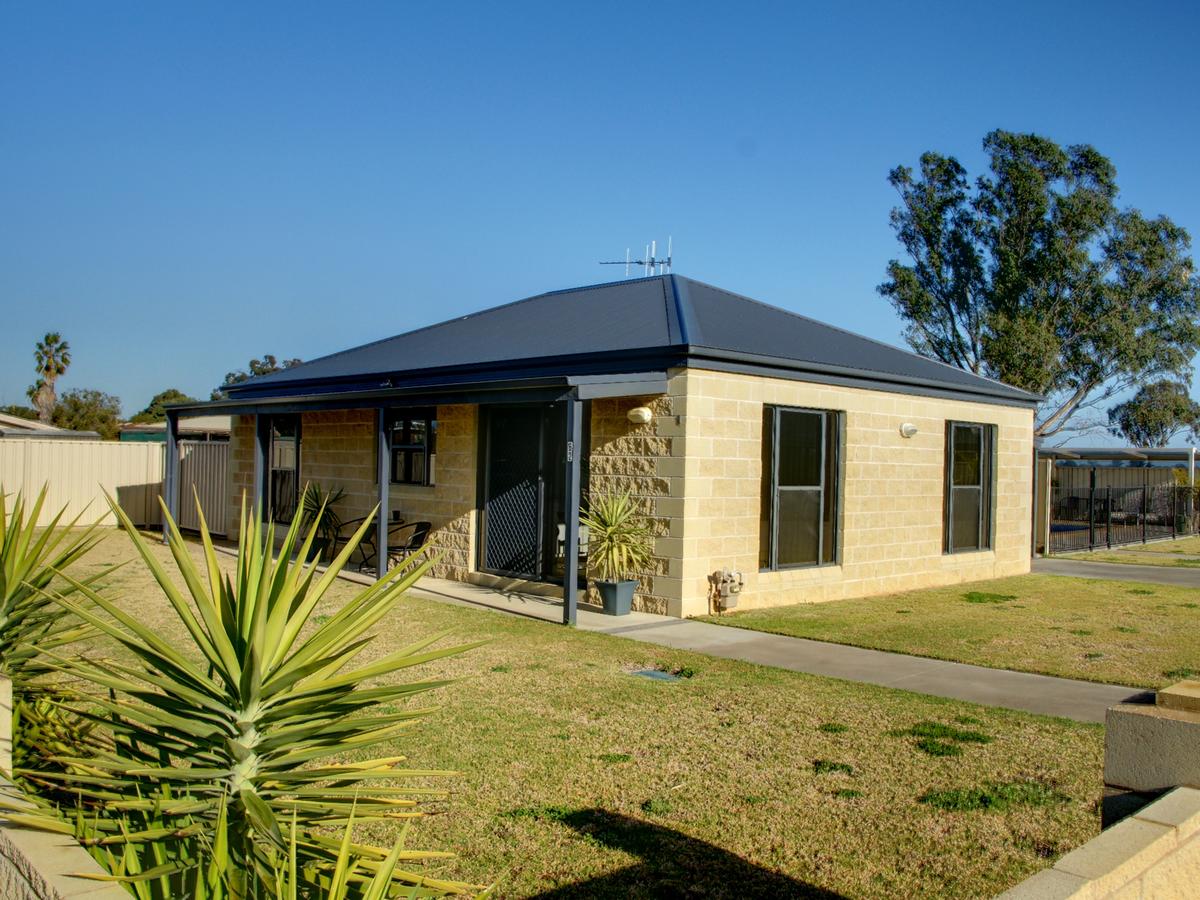 Dareton NSW Accommodation Directory