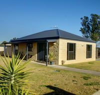 DBJ Holiday Units - Accommodation Directory