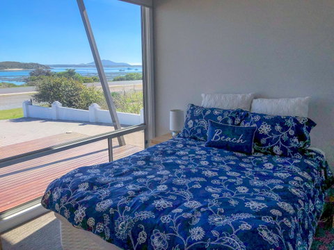 Beachview - Accommodation Directory 16