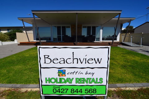 Beachview - Accommodation Directory 3