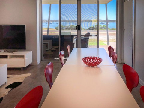 Beachview - Accommodation Directory 5