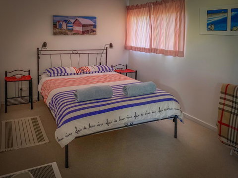 Seascape - Accommodation Directory 9