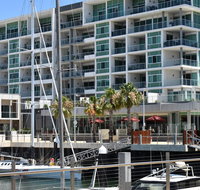 Breakwater Apartment - Accommodation Directory