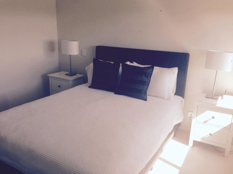 Breakwater Apartment - Accommodation Directory 8