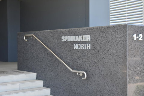 Breakwater Apartment - Accommodation Directory 3