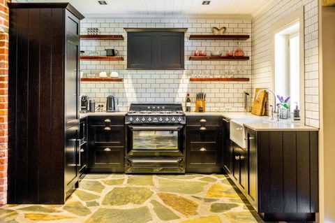 OXENBERRY FARM - Accommodation Directory 3