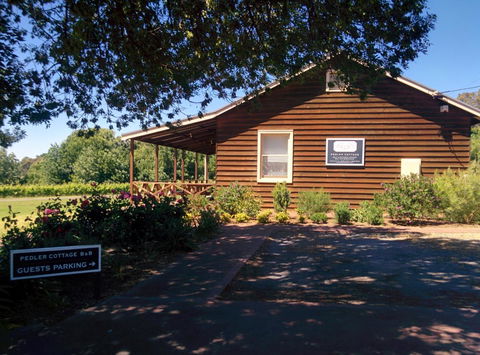 OXENBERRY FARM - Accommodation Directory 15